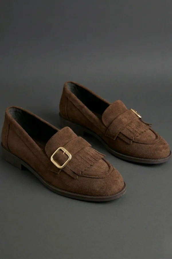 Mocassins décontractés pour femmes Muggo TUFT en daim avec boucle dorée et pampilles