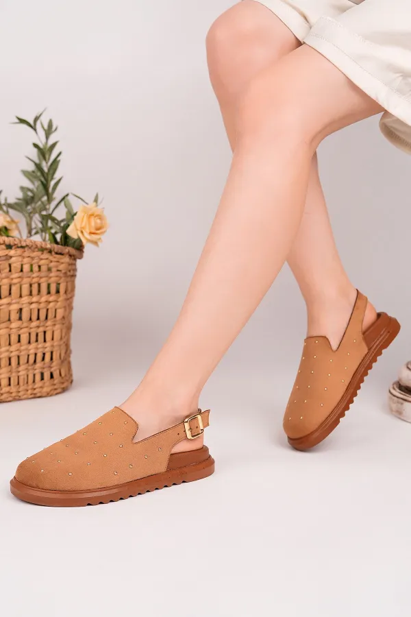 Muggo LİLOW Süet Deri Gold Zımbalı Ayarlanabilir Tokalı Günlük Rahat Önü Kapalı Kadın Sandalet