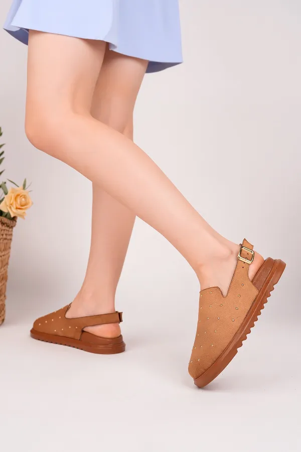 Muggo LİLOW Süet Deri Gold Zımbalı Ayarlanabilir Tokalı Günlük Rahat Önü Kapalı Kadın Sandalet