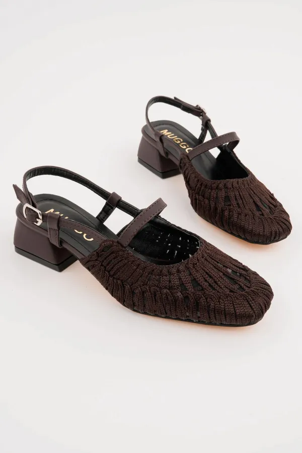 Muggo MESH Kadın Örgü ve File Detaylı Bantlı Arkası Açık Kısa Topuklu Ayakkabı