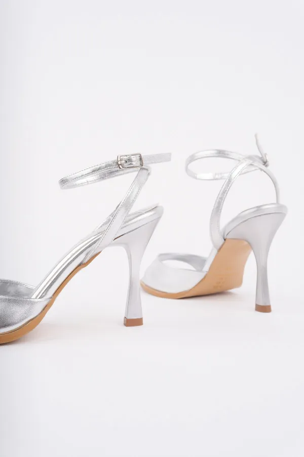 Muggo CHARLOT Bilekten Bağlamalı Kadın İnce Topuklu Ayakkabı