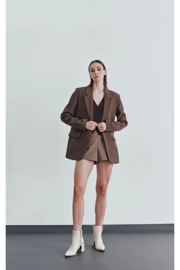 Bottes Muggo CHILY pour femmes, garanties, avec talon épais et détails de ceinture et boucle.