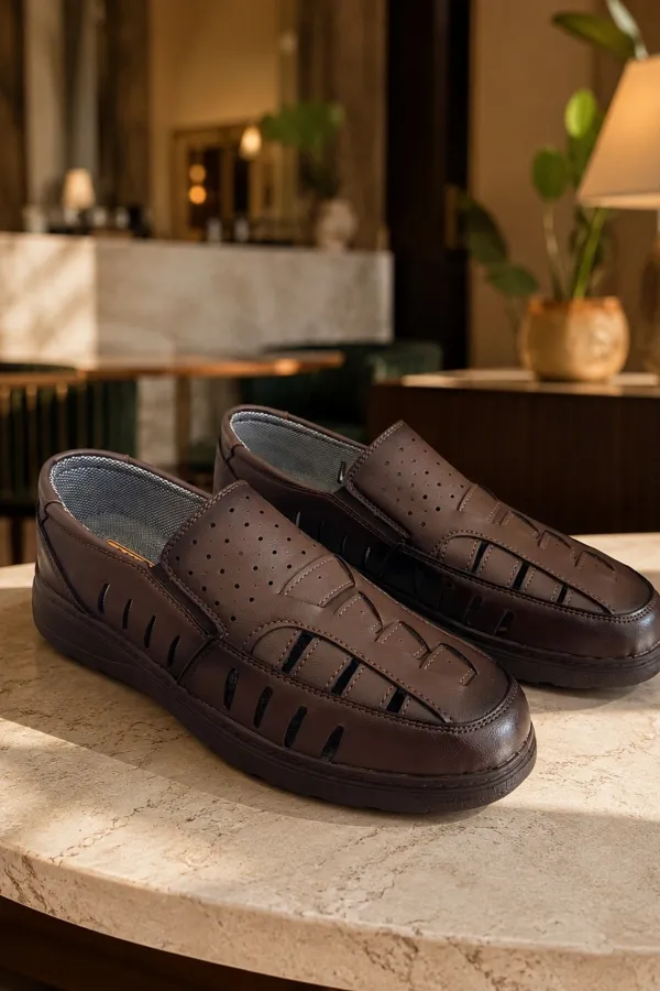 Muggo ROVERY Men's Casual Comfortable Perforated Sandals Muggo ROVERY Men's Casual Comfortable Perforated Sandals