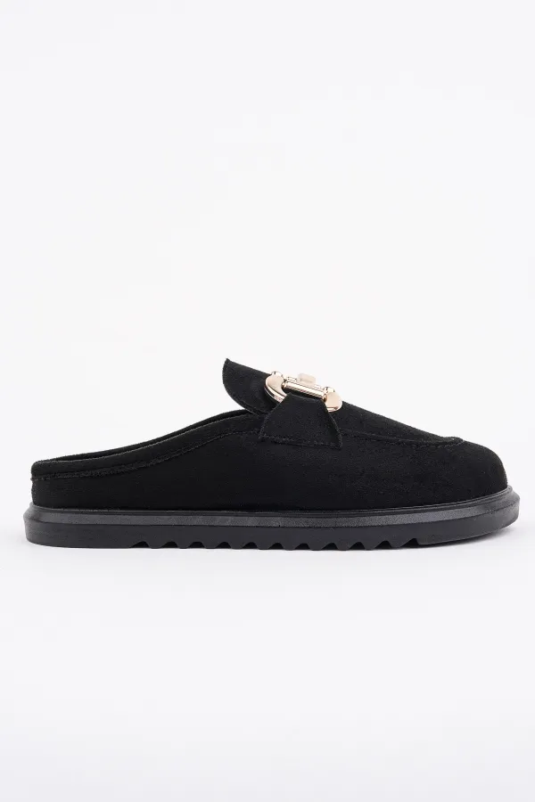 Mocassins Muggo CARLEEN en cuir suédé avec boucle dorée et bout fermé pour femmes