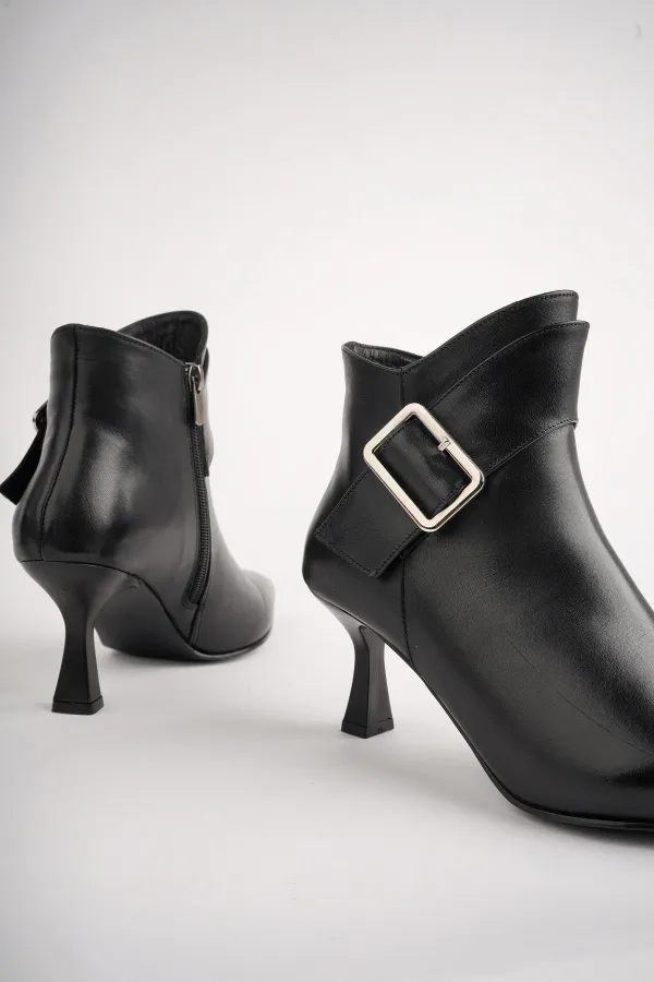 Muggo MONİCA Garantili Hakiki Deri Kemer ve Toka Detaylı Fermuarlı İnce Topuklu Kadın Bot 