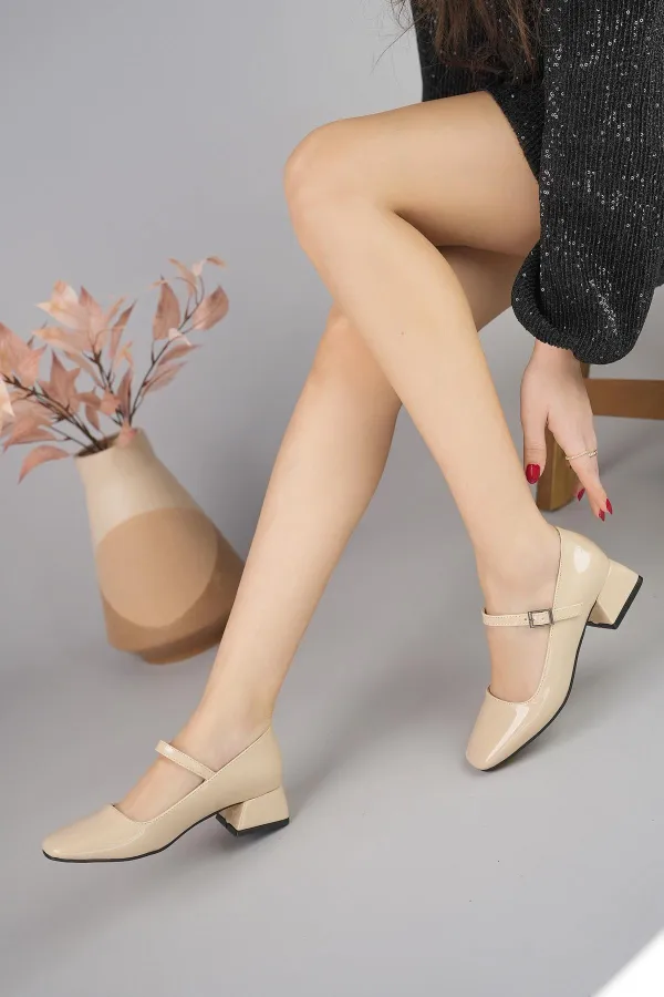 Muggo MARY Garantili Kare Burunlu Kadın Kısa Topuklu Ayakkabı