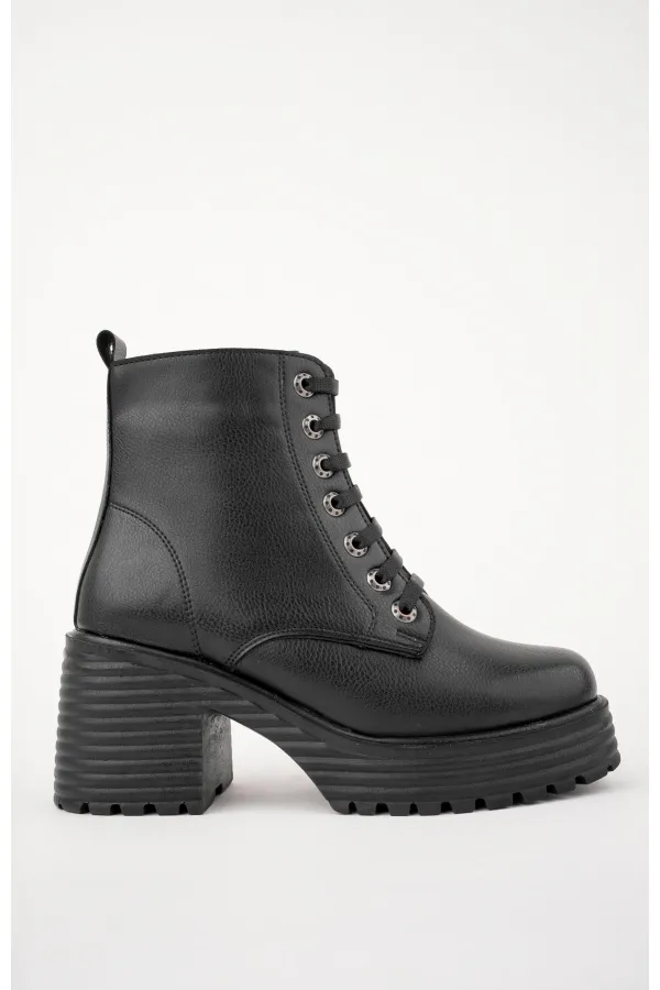 Muggo GRAZi Guaranteed Thick Sole Platform Heel Zipper and Lace-up Women's Boots