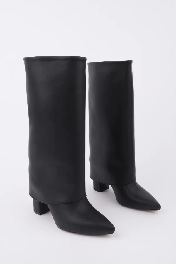 Muggo REBECA Sivri Burun Kalın Topuklu Kadın Çizme