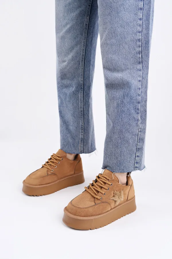 Muggo KOZMOS Kalın Taban Bağcıklı Yıldız Detaylı Kadın Kışlık Sneaker Spor Ayakkabı Muggo KOZMOS Kalın Taban Bağcıklı Yıldız Detaylı Kadın Kışlık Sneaker Spor Ayakkabı