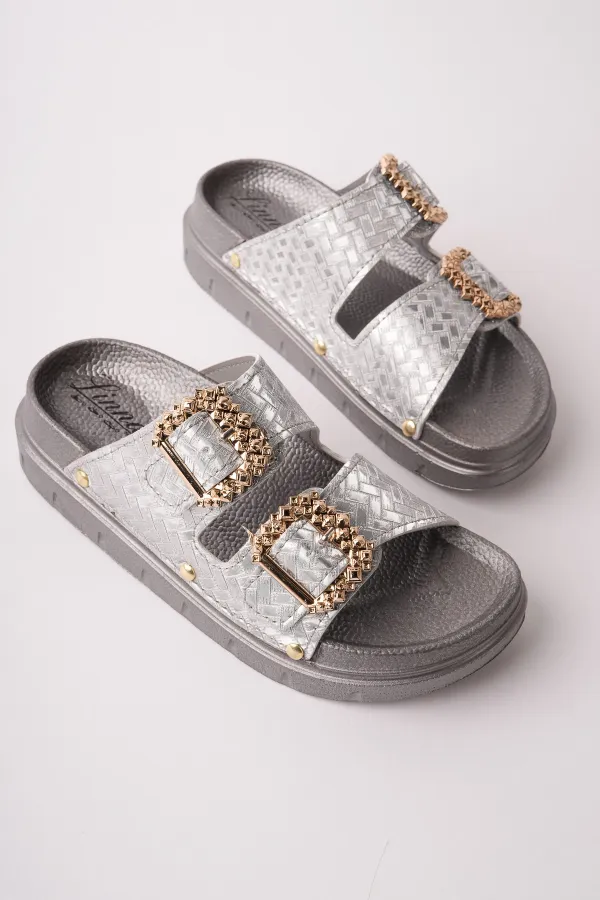 Muggo GLITZA Shiny Textured Double Buckle Casual Women's Slippers Muggo GLITZA Shiny Textured Double Buckle Casual Women's Slippers