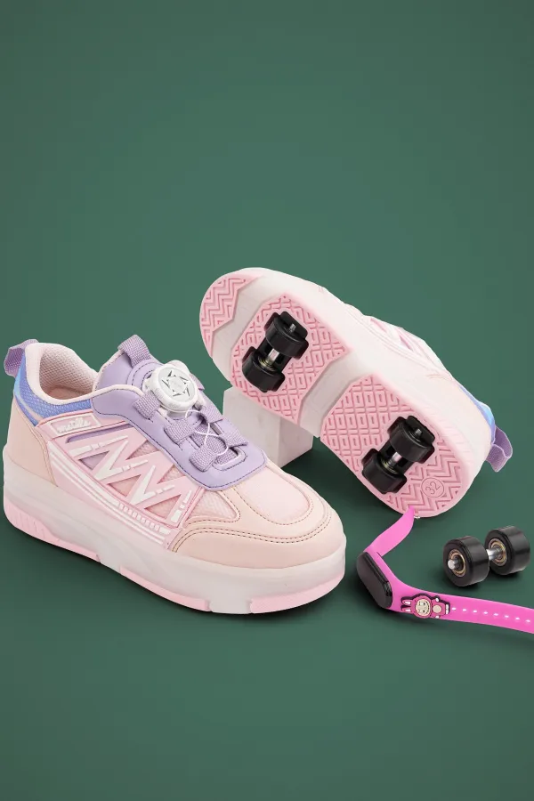 Muggo SKATE Kids' Light-Up Roller Skates/Sneakers Muggo SKATE Kids' Light-Up Roller Skates/Sneakers