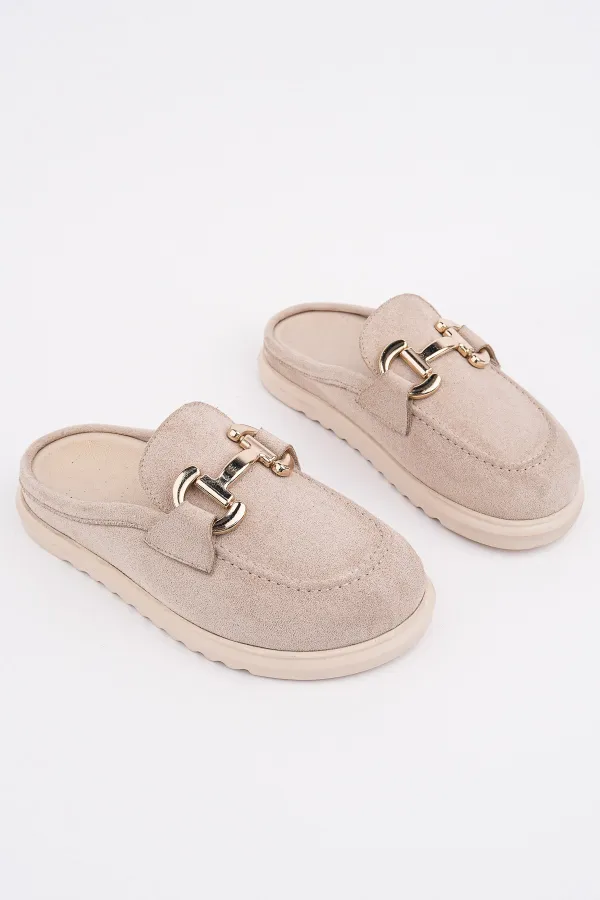 Mocassins Muggo CARLEEN en cuir suédé avec boucle dorée et bout fermé pour femmes