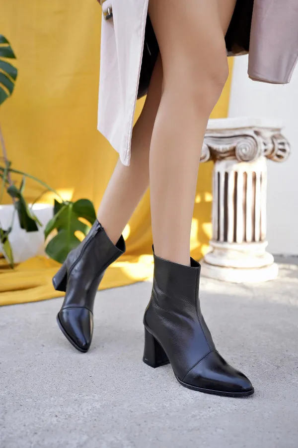 Muggo CHEVY Garantili Hakiki Deri Fermuarlı Topuklu Kadın Bot