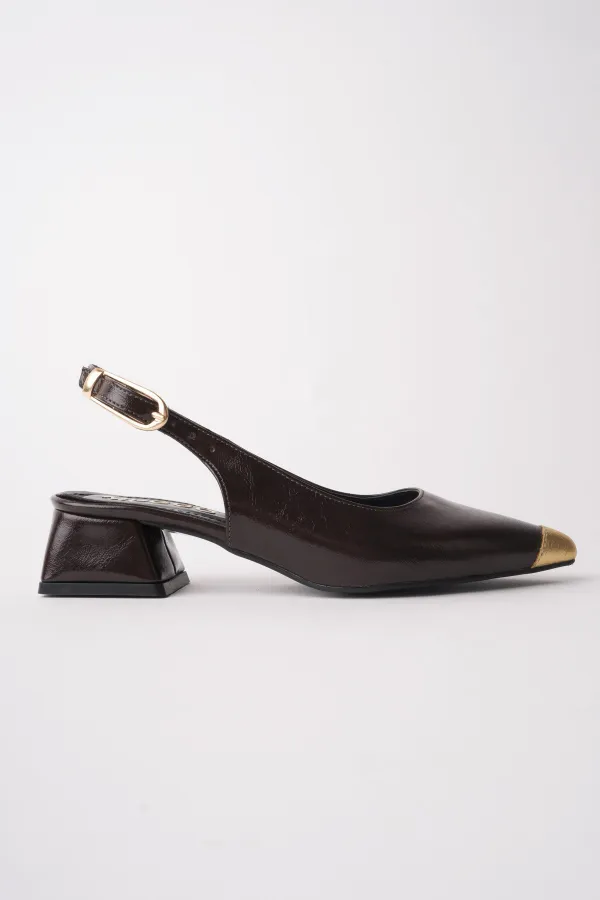 Muggo CHANCE Gold Pointed Toe Open Back Women's Low Heel Shoes with Toe Detail