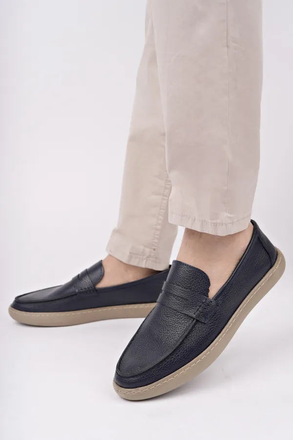 Muggo HARNAZ Laceless Genuine Leather Men's Casual Shoes