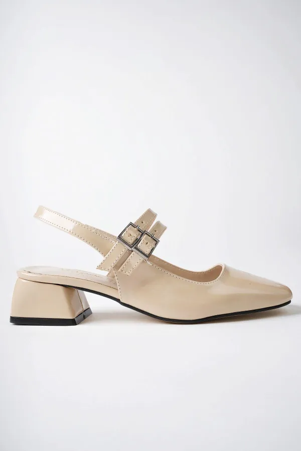 Muggo JANE Garantili Arkası Açık Kare Burunlu Kadın Günlük Kısa Topuklu Ayakkabı