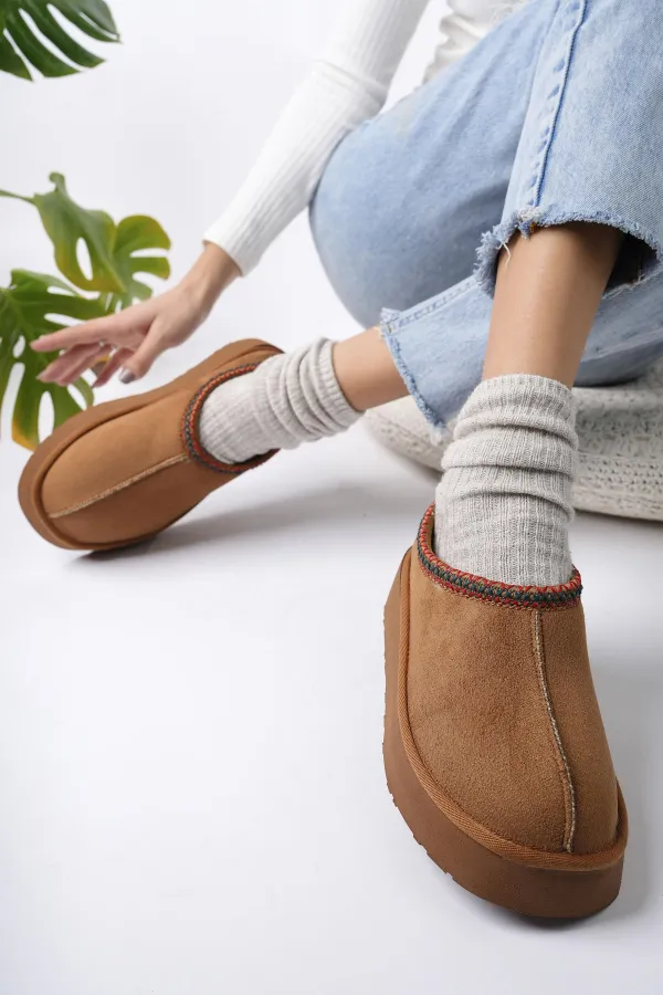 Muggo LİNG Garantili Kalın Taban Içi Tüylü Yuvarlak Burunlu Kadın Terlik