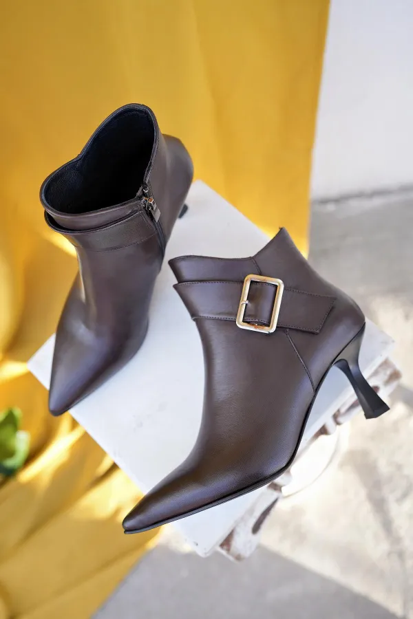 Muggo MONİCA Garantili Hakiki Deri Kemer ve Toka Detaylı Fermuarlı İnce Topuklu Kadın Bot 