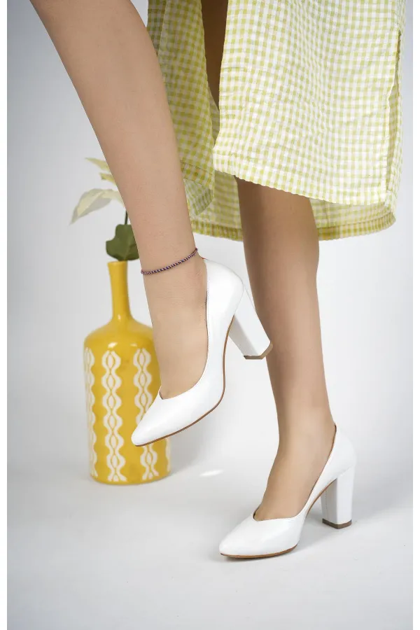 Muggo W707 Garantili Kadın Klasik Günlük Tarz Şık ve Rahat Topuklu Ayakkabı