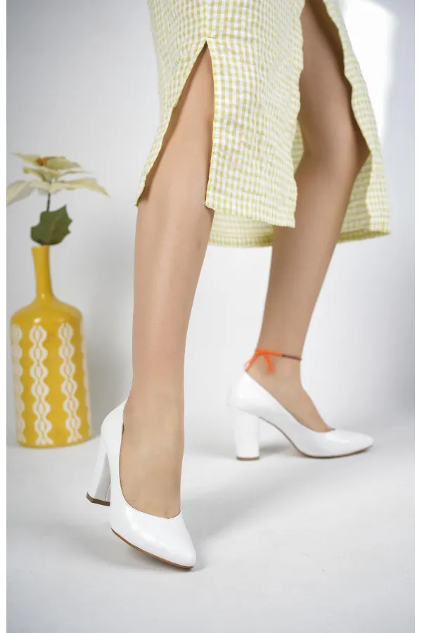 Muggo W707 Garantili Kadın Klasik Günlük Tarz Şık ve Rahat Topuklu Ayakkabı