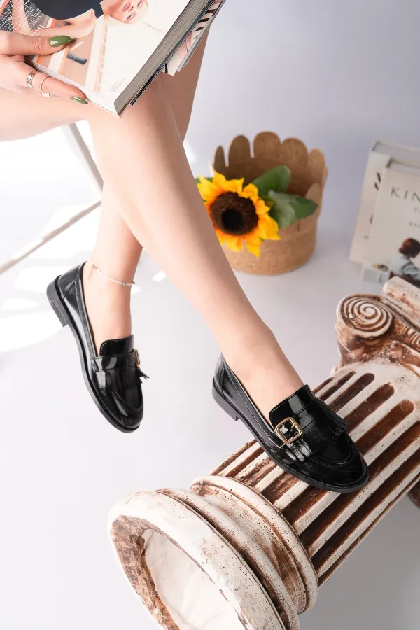 Mocassins décontractés à pampilles et boucle dorée Muggo pour femmes