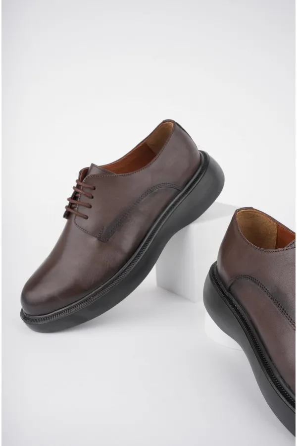Muggo SMITH Chaussures pour hommes classiques et confortables en cuir véritable, style décontracté, avec semelle orthopédique épaisse.