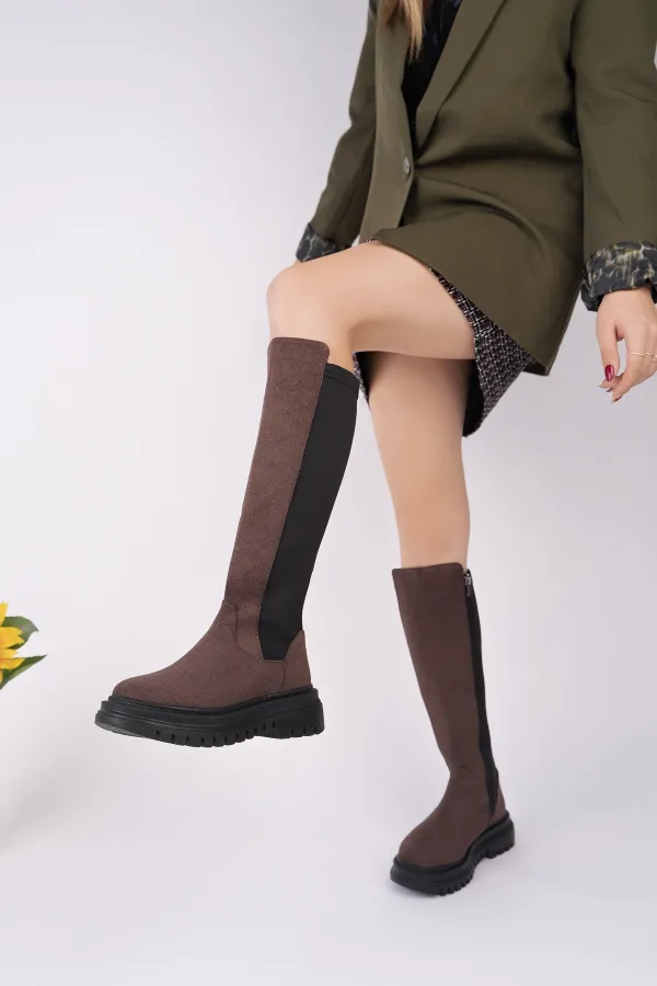Bottes Muggo DIASA en daim à semelle épaisse et détails extensibles, fermeture éclair pour femmes