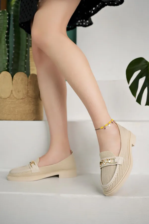 Mocassins décontractés pour femmes Muggo WINCE en maille, avec boucle métallique.