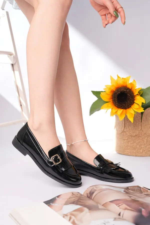 Mocassins décontractés à pampilles et boucle dorée Muggo pour femmes