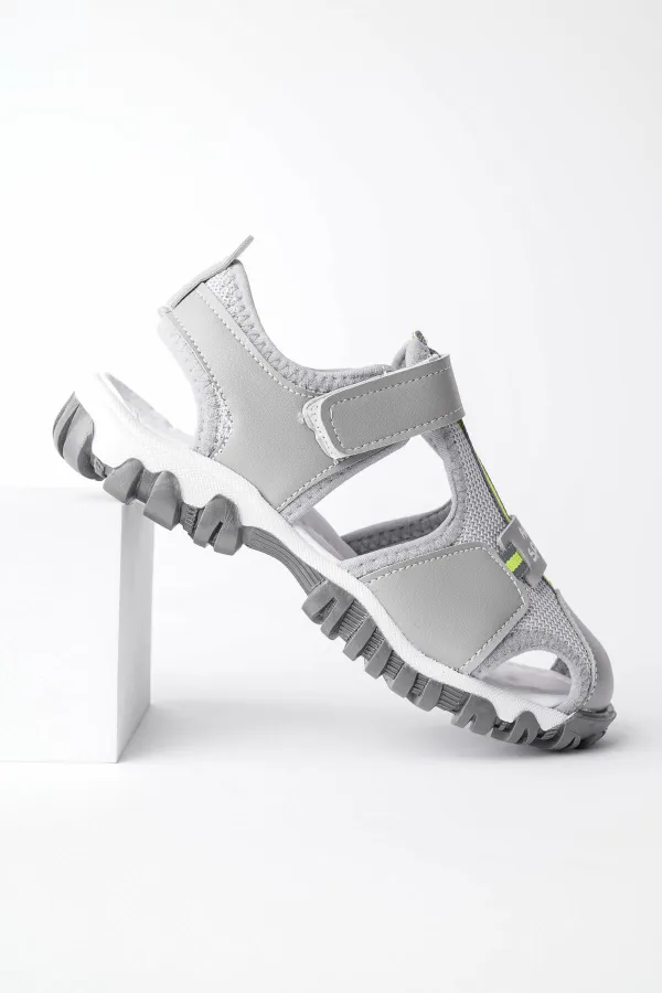 Sandales unisexes pour enfants Muggo TWEETY, garanties pour un usage quotidien, avec semelle orthopédique légère et bout fermé, fermeture velcro.