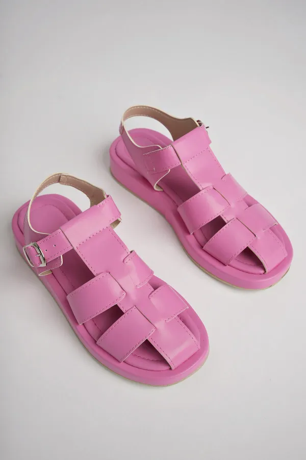 Muggo DOSSİ Garantili Dolgu Topuklu Bilekten Bağlamalı Tokalı Kadın Sandalet