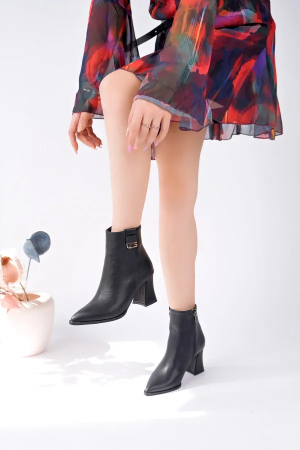Bottes Muggo LUXERA pour femmes, bout pointu, avec boucle, fermeture éclair et talon épais.