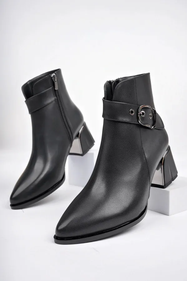 Bottes décontractées pour femmes Muggo RAISON avec ceinture et fermeture éclair, bout pointu.