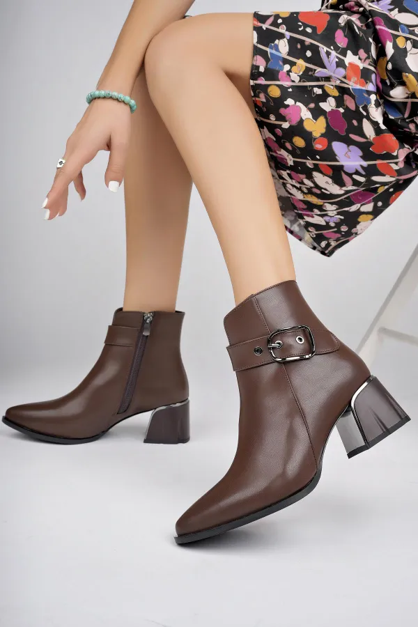 Bottes décontractées pour femmes Muggo RAISON avec ceinture et fermeture éclair, bout pointu.