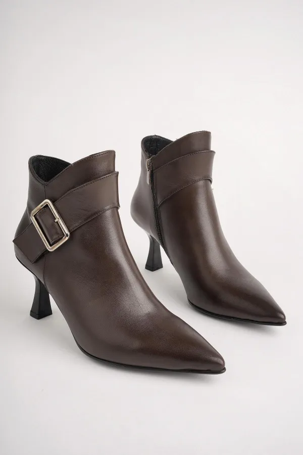 Muggo MONİCA Garantili Hakiki Deri Kemer ve Toka Detaylı Fermuarlı İnce Topuklu Kadın Bot 