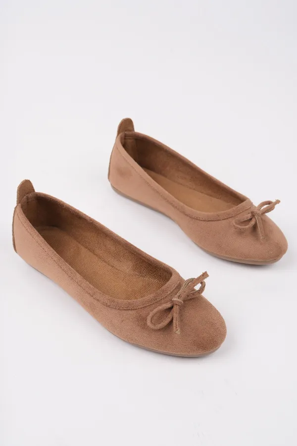 Muggo MİU Fiyonklu Kadın Deri Günlük Babet