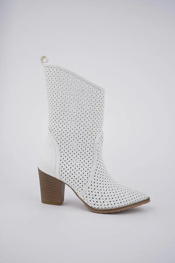 Muggo Indiana Guaranteed Women's Laser Cut Stylish and Comfortable Cowboy Summer Boots