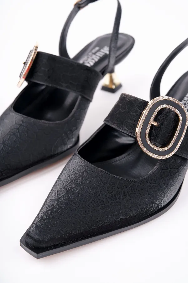 Muggo MARİANA Toka Detaylı Kadın Günlük Klasik Topuklu Ayakkabı