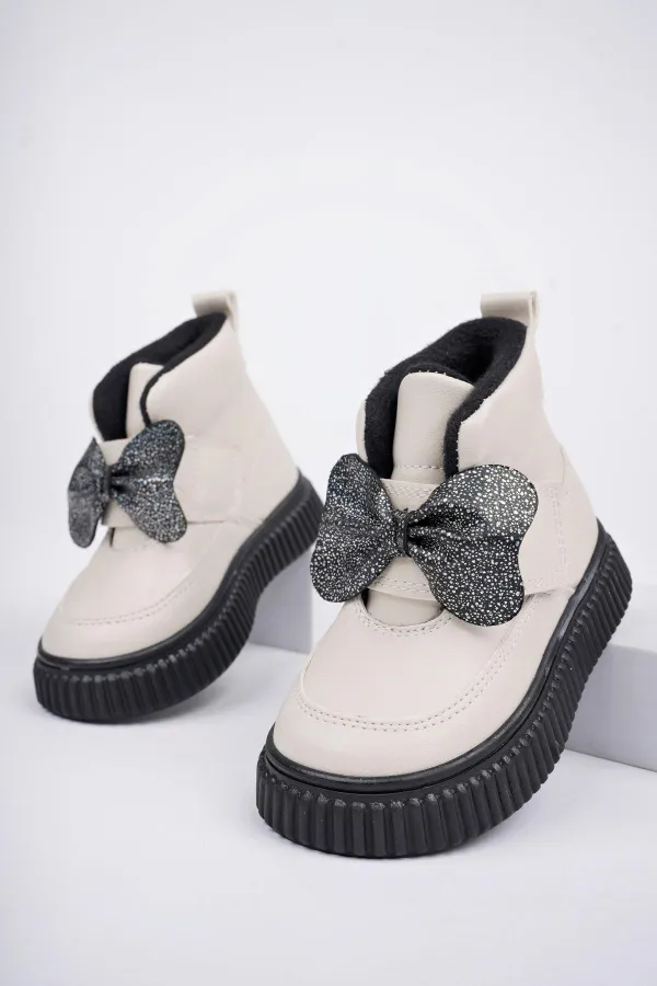 Bottes d'hiver pour enfants Muggo NIXIE, semelle antidérapante garantie, confort optimal, fermeture velcro et nœud.