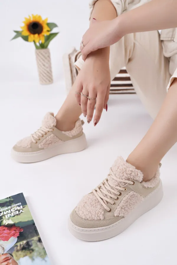 Muggo FLEECY Kalın Taban Bağcıklı Peluş Detaylı Kadın Kışlık Sneaker Spor Ayakkabı