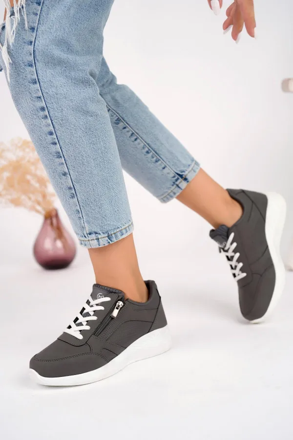 Chaussures de sport confortables et orthopédiques Muggo Asel pour femmes, à lacets et fermeture éclair latérale.