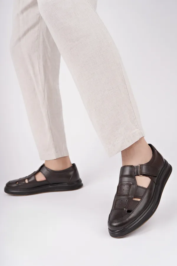 Sandales orthopédiques confortables et classiques décontractées pour hommes Muggo Oliver, en cuir véritable. Garantie Muggo Oliver.