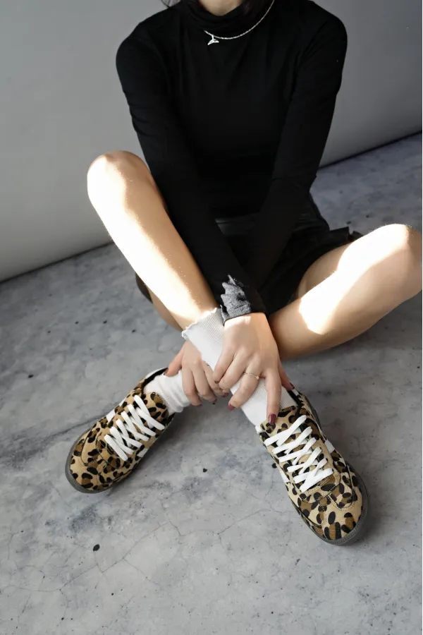Muggo LEOPARD Garantili Kadın Ortopedik Günlük Bağcıklı Yürüyüş Leopar Desenli Sneaker Spor Ayakkabı