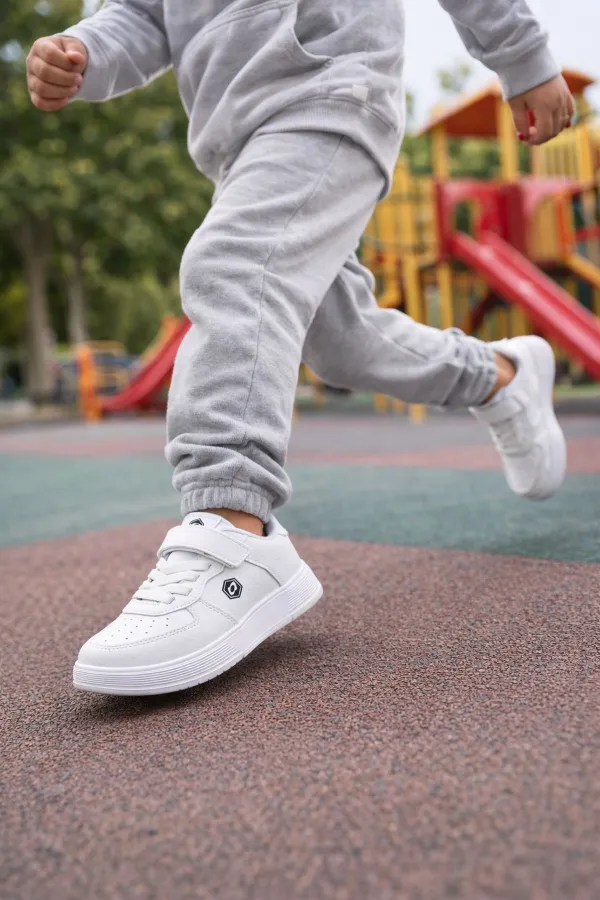 Muggo SNYDER Velcro and Lace-up Kids' Casual Sneaker Sports Shoes Muggo SNYDER Velcro and Lace-up Kids' Casual Sneaker Sports Shoes