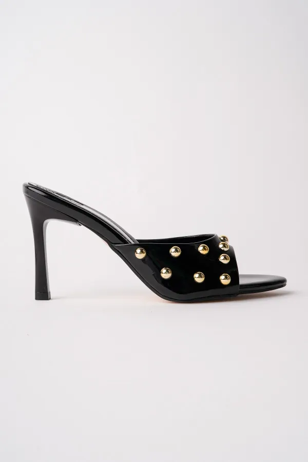 Pantoufles à talons aiguilles Muggo HELENA pour femmes, ornées de clous et de détails métalliques, à bout pointu.