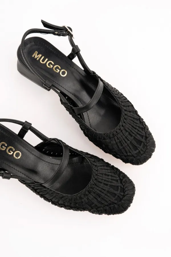 Muggo MESH Kadın Örgü ve File Detaylı Bantlı Arkası Açık Kısa Topuklu Ayakkabı