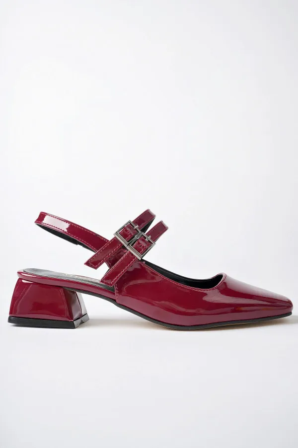 Muggo JANE Garantili Arkası Açık Kare Burunlu Kadın Günlük Kısa Topuklu Ayakkabı