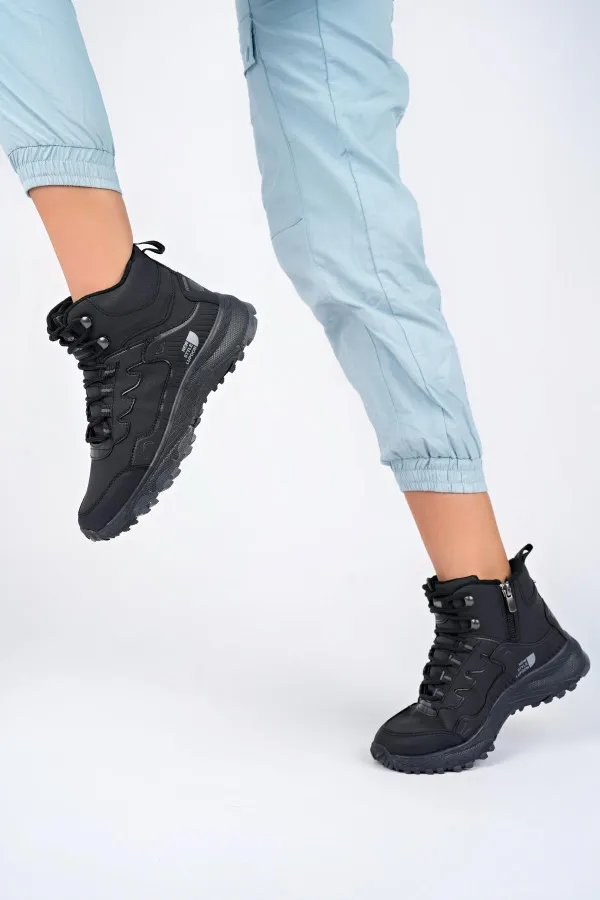 Bottes d'hiver unisexes Muggo Alaska, garanties pour la randonnée en plein air, à lacets et fermeture éclair latérale.