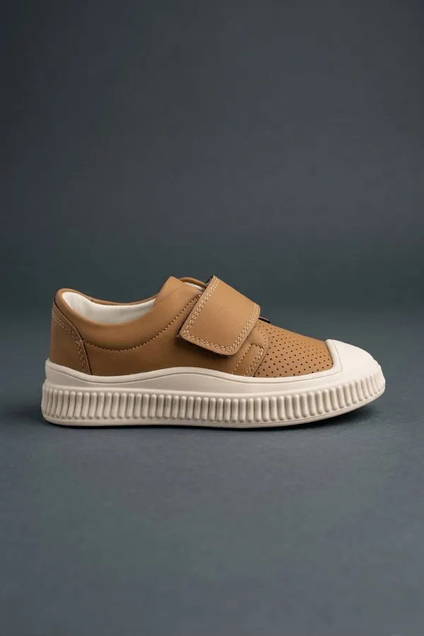 Muggo RONY Velcro Perforated Everyday Breathable Unisex Kids Sneaker Sports Shoes