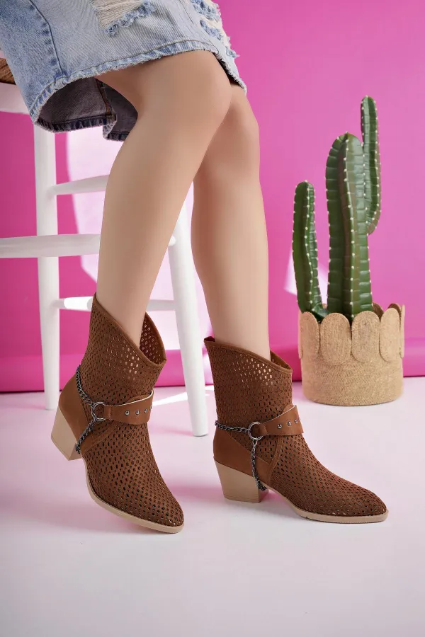 Muggo BURNİNG Garantili Kadın Lazer Kesim Zincir Detaylı Delikli Kovboy Yazlık Topuklu Festival Bot